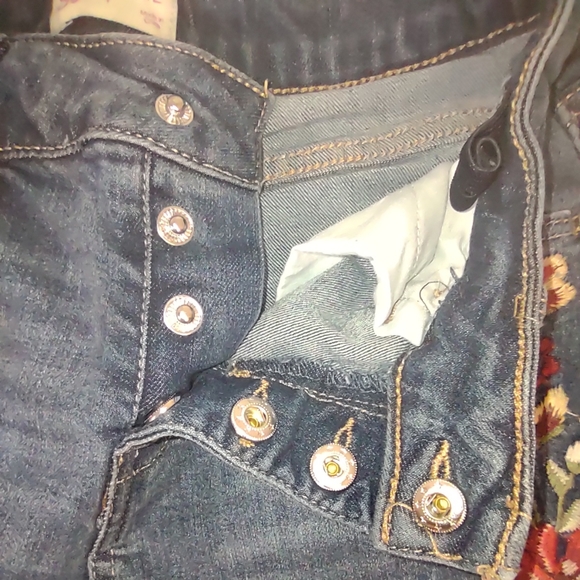 Embroidered Jeggings  12 - Picture 7 of 11